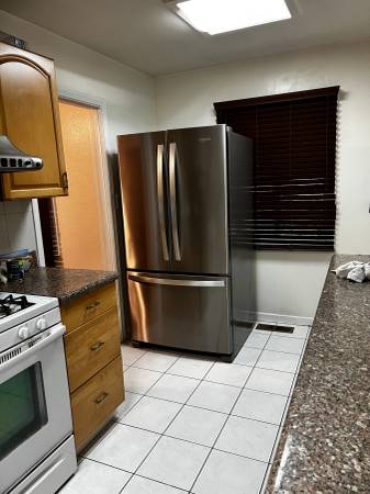 $1,000 / 1br - 120ft2 - for rent in Sunnyvale (sunnyvale)64000590934402121
