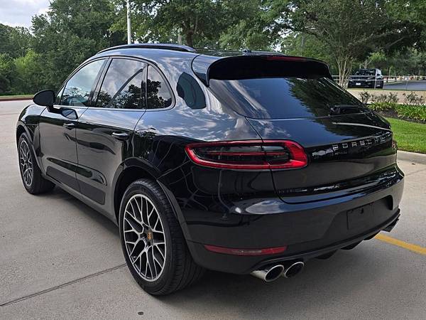 2018 Porsche Macan Sport Edition Sport Utility 4D - $18500.0063622231219329123
