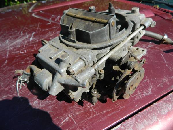 GM spread bore holly 4 barrel double pump 1