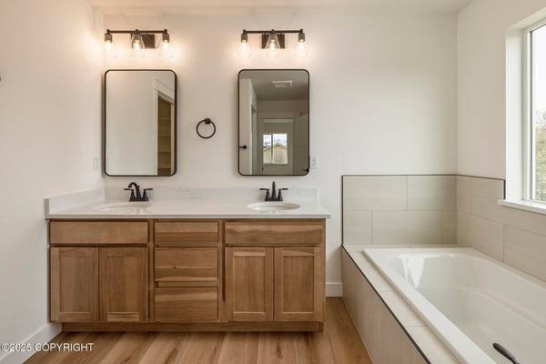 $461,500 / 4br - 1700ft2 - ¡Recién listado! L17 B1 N Endless Cir (Palmer)64004784107009124