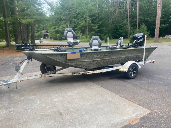 Modified V Jon Boat With 70HP Suzuki Tiller 1