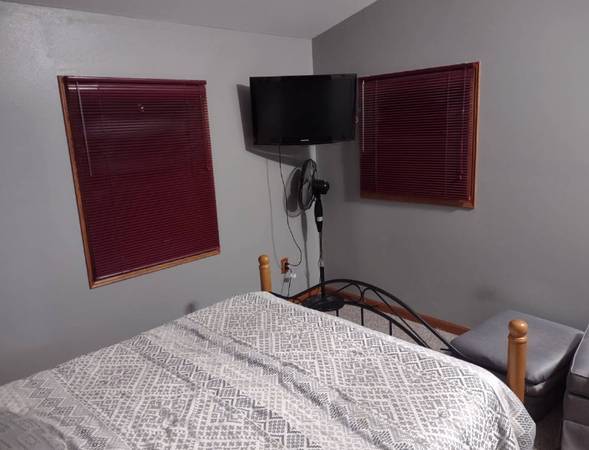 $650 / 1800ft2 - Mermaid’s Cove – Splash of Magic Included (Colorado Springs)63687084316929121