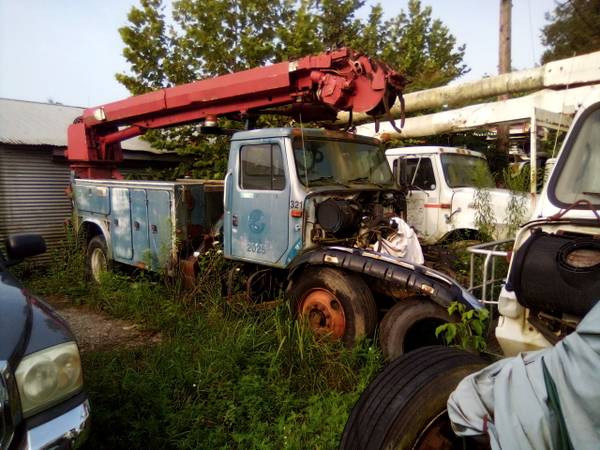 International pole setter 1