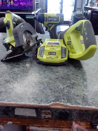 Ryobi  Drill  combo  kit   194751-2 1