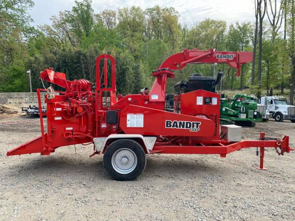 2017 Brush Bandit 18XP with Hydraulic Winch!!!!  #4961 1