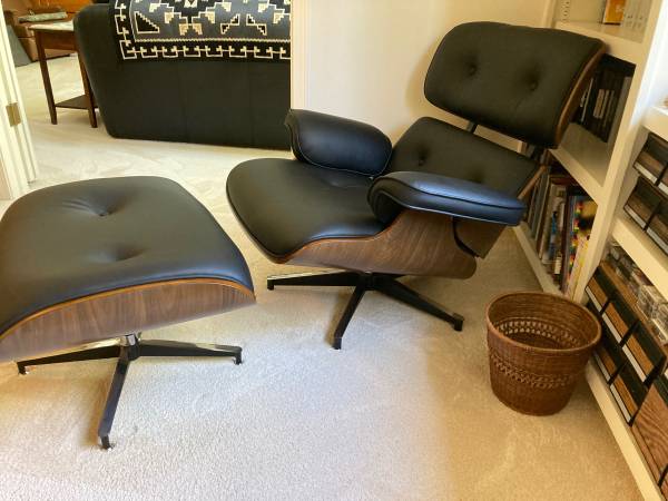Beautiful EAMES-Style Chair zero gravity MAKE an OFFER was $515 1