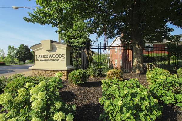 $1,085 / 1br - 631ft2 - Beautiful fully remodeled 1 bedroom coming available! (Mount Healthy, OH)63974472792450121