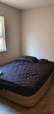 $925 / 3br - $925 / 3br- Two Months Room for Rent in Astoria (Astoria)63827343069315123