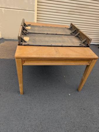 Large dinner table 1