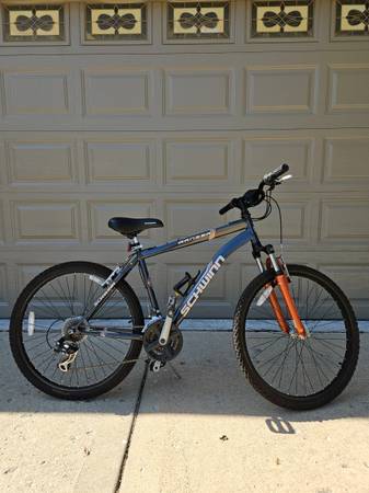 Schwinn Ranger Mountain Bike 1