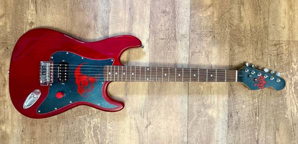 Custom Modified Stratocaster – Lightweight & Unique. 1
