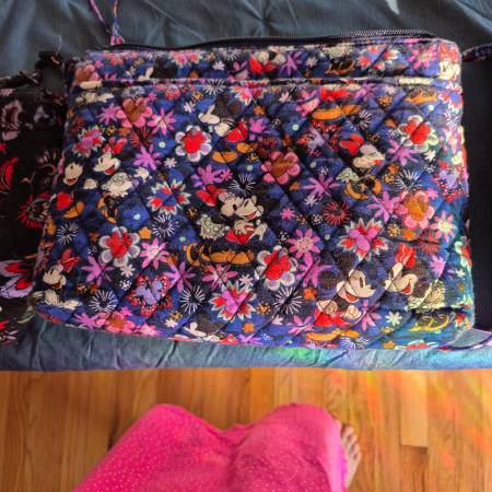 Vera Bradley Pocketbooks 1