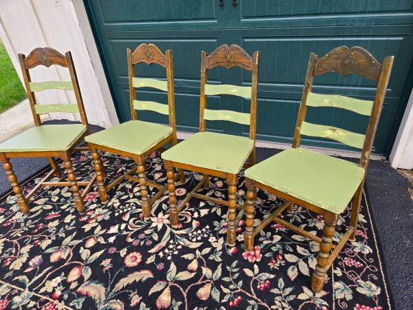 Large Assortment of Chairs... 1