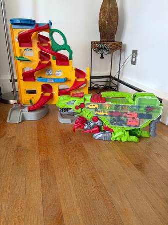 T-Rex transporter 11 in one 1