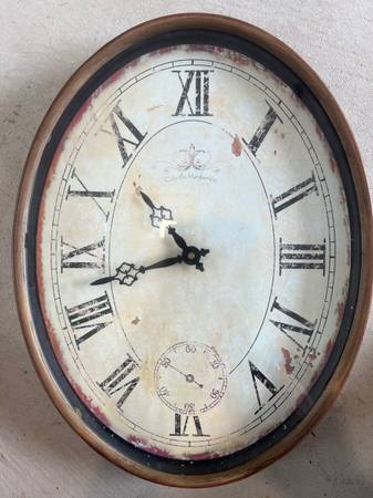 11”L x 5.5” W x 10.5” T Lots of lovely details - $30 (Concord)63471245123457120