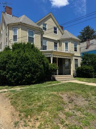 $850 / 1br - Habitación privada con baño compartido. Incluye calefacción y electricidad (Framingham)63856336730115120