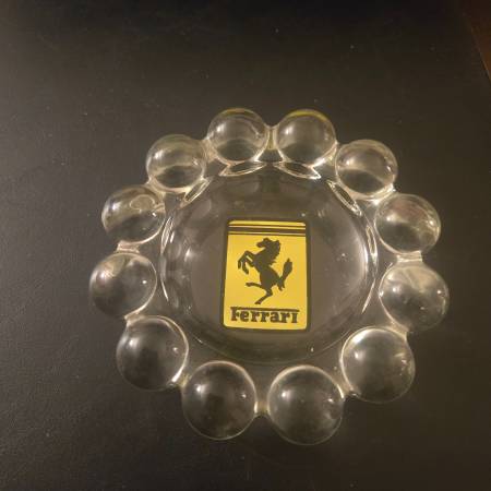 Ferrari Ash Tray.    &*****& 1