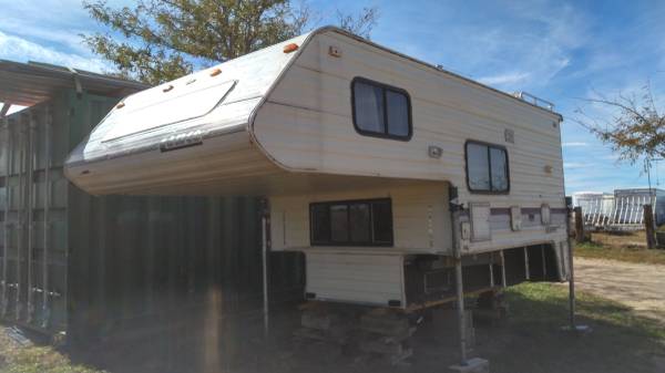 Lance slide in camper 1