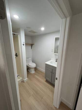 $1,350 / 1br - 270ft2 - Small Basement Studio (City Terrace)63952791283330120