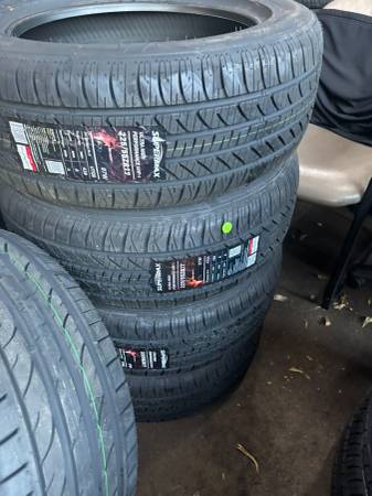Supermax 225/55R17 New Tires – Reliable Performance and All-Season Com 1