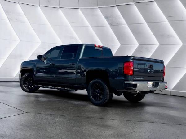 2018 Chevrolet Silverado 1500 Crew - Photo 6