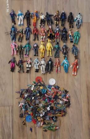 Large Group of FORTNITE FIGURES 1