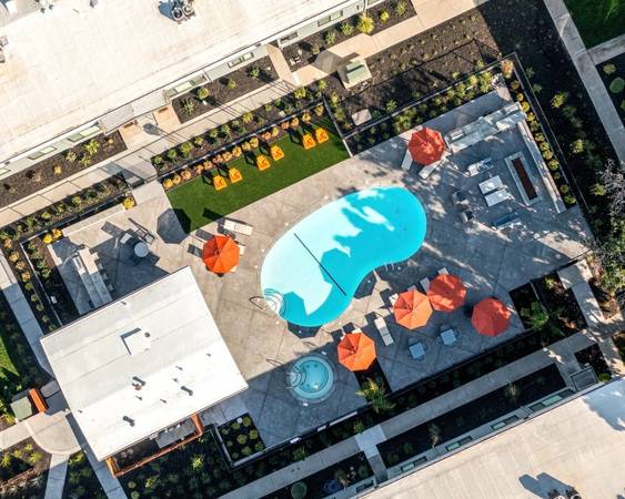 $2,075 / 2br - 996ft2 - Relax & Unwind: Mode Apartments - Peaceful Living (1945 Bell St, Sacramento, CA)63961336334339122