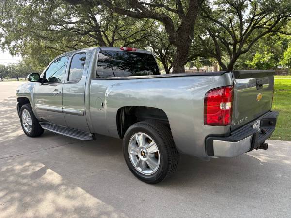 2013 Chevy Silverado 1500 - $8,900 (Houston)63622281329537122