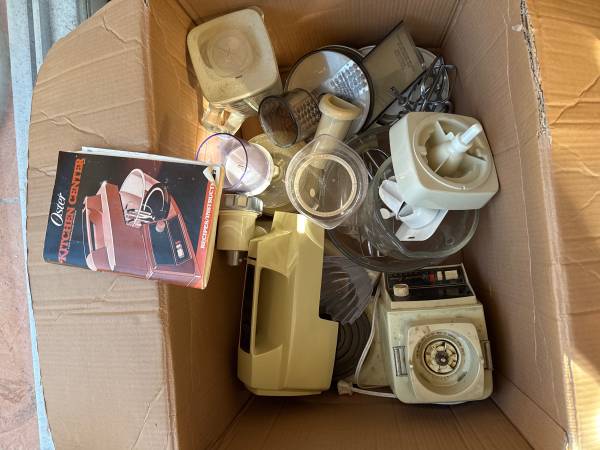 Vintage Oster Kitchen Center Hollywood 1