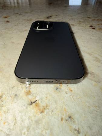 Two iPhone 14 Pro 256GB Unlocked - cell phones - by owner