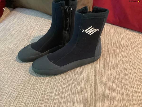 Scuba boots 1