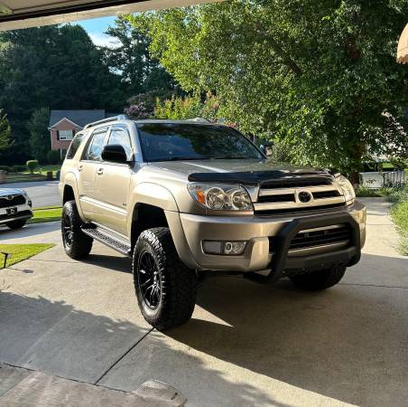 2004 Toyota 4Runner SR5 4.0L V6 56k millas originales - $21,500 (Alpharetta)63620484181249124