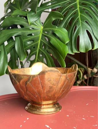 Solid Brass 1834 Dodge Shell Bowl 1