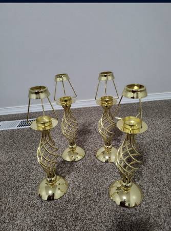 4 Partylite Brass Tea light Base (No shades) 1
