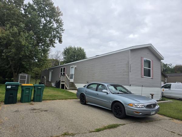 $82,000 / 3br - 1276ft2 - Recent Updates Throughout! (Rosemount)64003961900419120