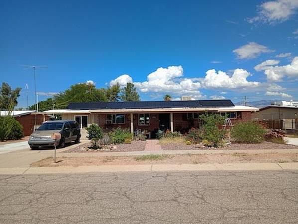 (E Beverly Dr), Low Down payment. Seller Finance ITIN, No Credit Ok 1