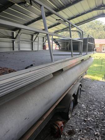 STARCRAFT PONTOON BOAT FOR SALE 1