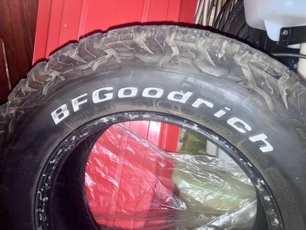 BFGoodrich KO2 “Baja Champion” Tires – LT225/70R16 1