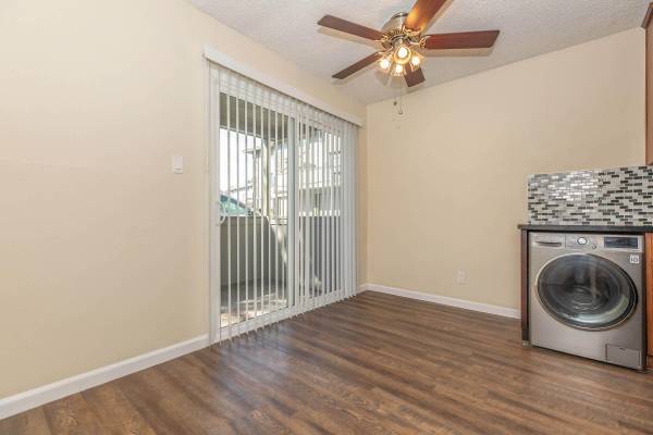 $2,400 / 2br - 825ft2 - Carpeted Floors, 2/BD 1/BA, Lafayette CA (lafayette / orinda / moraga)63847330584323120
