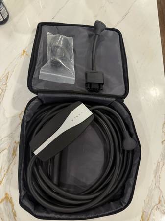 Tesla 2nd Gen Mobile Charging Kit 110v only - $165 (Gurnee)63471149118851121