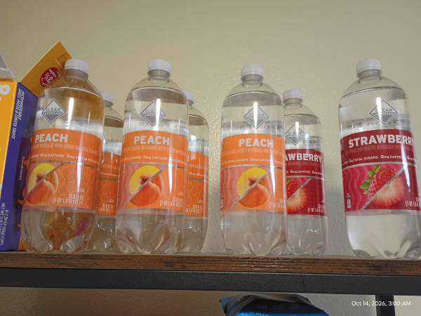 Clear American Peach & Strawberry Flavored Sparkling Water 1
