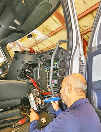 Auto Electrician – B8965 1