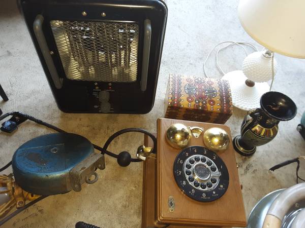 Estate Cleanout Lot Vintage Items 1