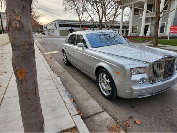 Rolls-Royce Phantom 2006  
Kilometraje bajo. - $115.000 (San José)63470896765827123