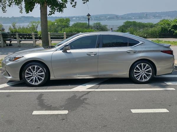 LEXUS 2020 ES350 POCOS KILÓMETROS ¡REDUCIDO! - $30,999 (Todo Nueva York)63654710156673120