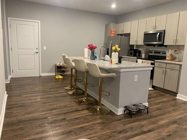 $2,180 / 2br - 1331ft2 - Take Over 2 Bed/2 Bath Oasis Apt at AxisOne – 1,131 sq ft Lease (Stuart)63823723139075124