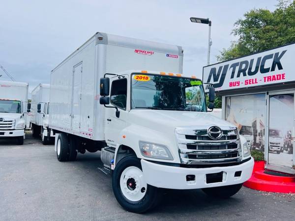 Pase y pruebe esta Hino 268A 2018 con 175.943 millas - Brooklyn - $29.995 (South Amboy)63437729723395121