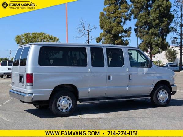 2013 Ford Econoline E-350 Mini - Photo 7