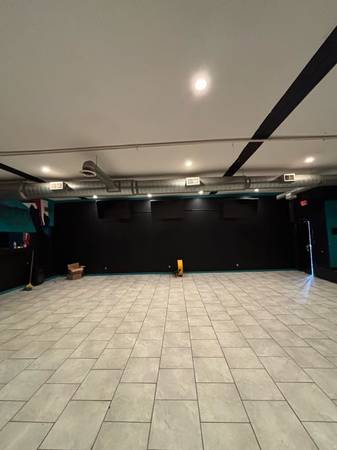 $223,000 / 9000ft2 - Off-Market Brick 6-Unit Commercial Building – Austin Area, Chicago (Austin)64041643218817123
