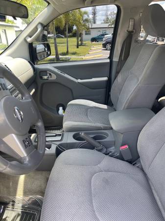 2017 Nissan Frontier SV Crew - Photo 5
